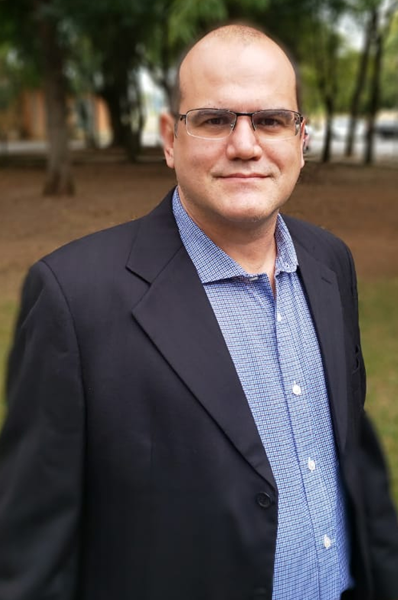 Prof. Dr. Alexandre Augusto Pescador Sardá